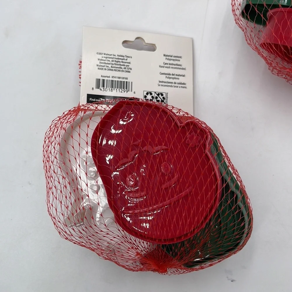 6Holiday Time Cookie Cutters / Stamps with Attached Handles ( 4 Piece in a pack)